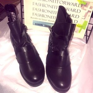 Divinity dod Black Double Buckle Slouch Boots